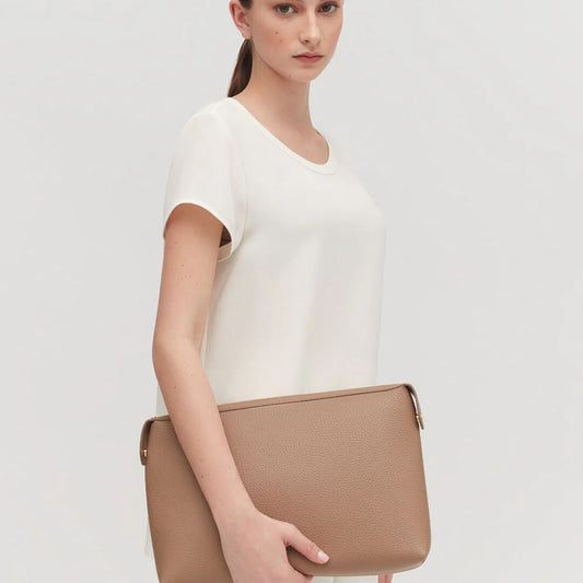 Why PU Leather Handbags Are the Best Choice for Modern Women